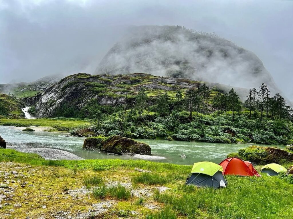 Best Time to Visit Anini – Climate, Snow Views & Tourism