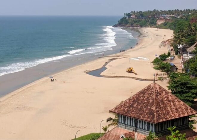 Best Time to Visit Varkala – Beach Season Guide